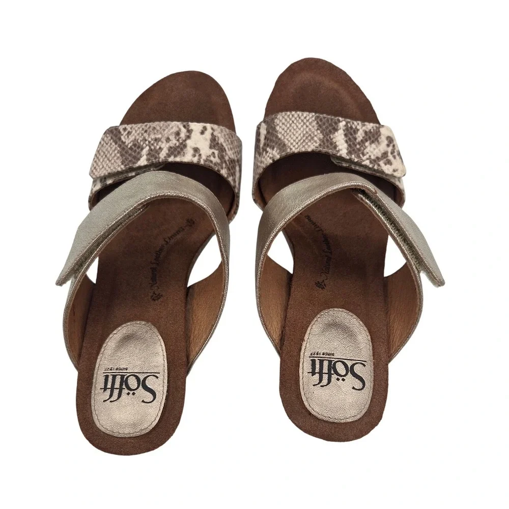 Sofft Womens Metallic Gold Snakeskin Print Leather Wedge Sandals Size 8M